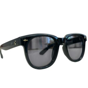 Óculos de Sol Clássico Essencial